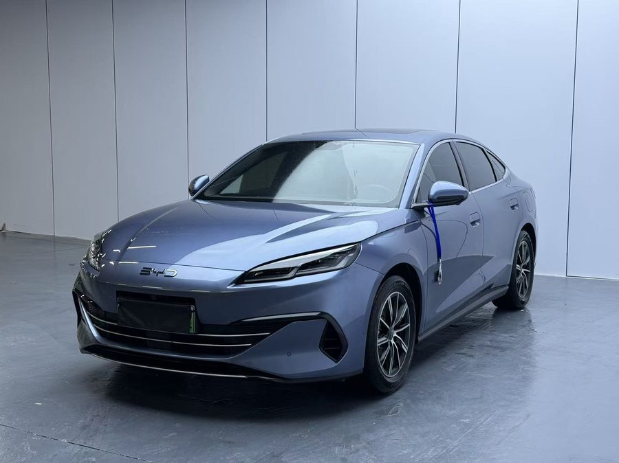 比亚迪 2024款 海豹06 DM-i 120KM尊荣型